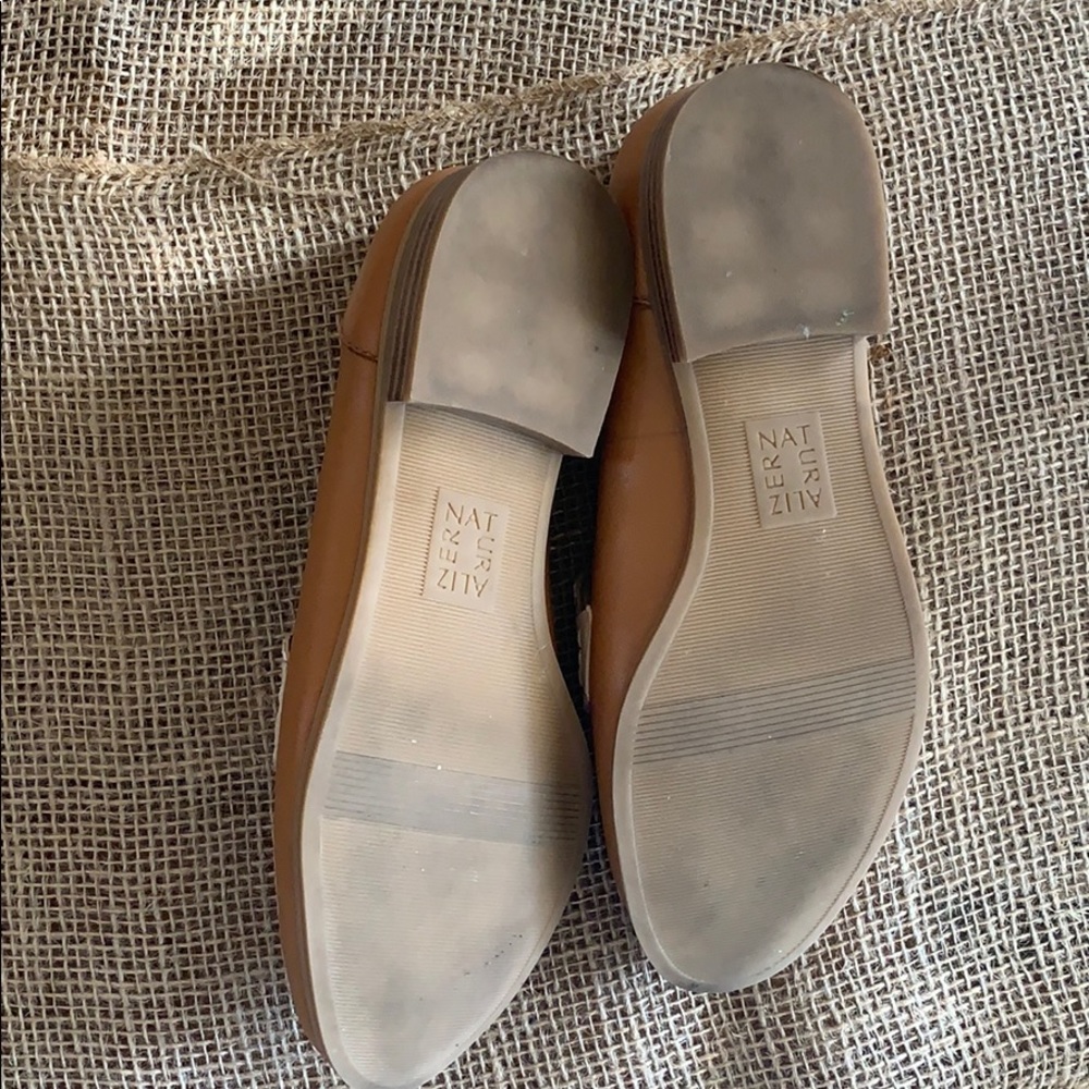 Shoes - Picture 4 of 4